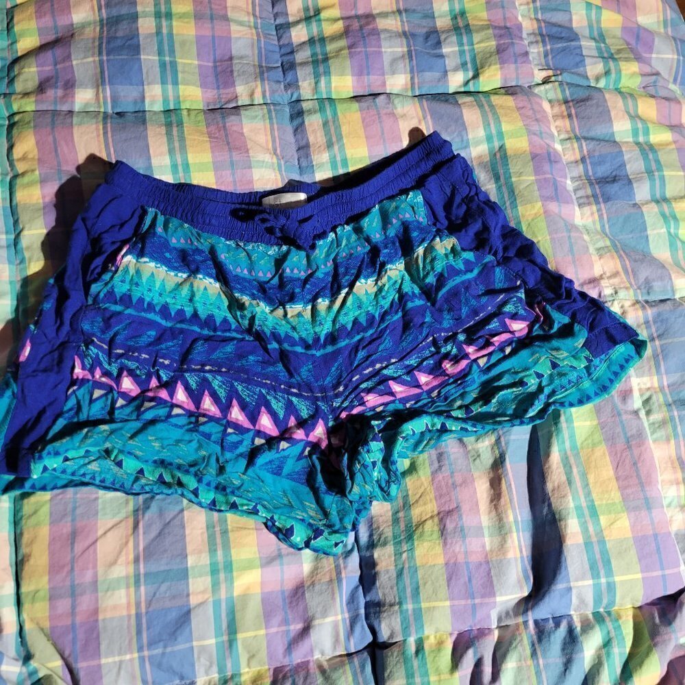 Just Be Aztec Blue And Pink Multicolored Shorts Pockets And Pull String Size Med